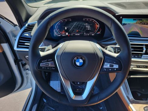 Used 2023 BMW X5 xDrive40i w/ Luxury Seating Package image 28