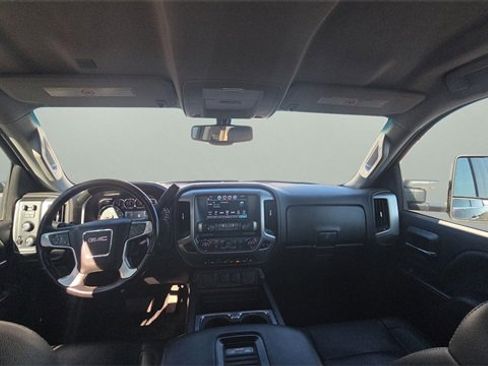 Used 2019 GMC Sierra 3500 SLT image 28