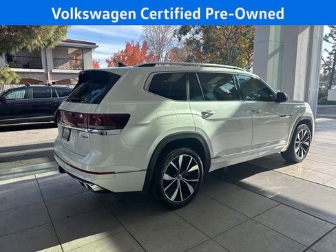 Certified 2024 Volkswagen Atlas SEL Premium R-Line image 9