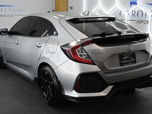 Used 2018 Honda Civic Sport image 2