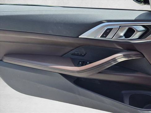 Used 2024 BMW 430i Convertible w/ M Sport Package RWD image 10