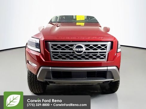 Used 2022 Nissan Frontier SV w/ SV Premium Package image 6