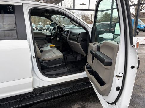 Used 2020 Ford F550 4x4 Crew Cab Super Duty image 28