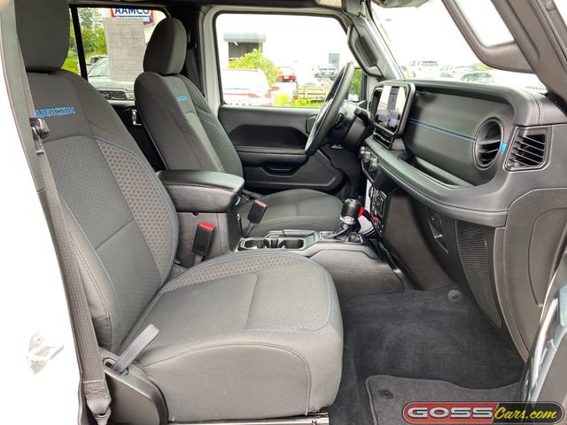Certified 2024 Jeep Wrangler Unlimited Rubicon 4xe w/ Convenience Group AWD/4WD image 6