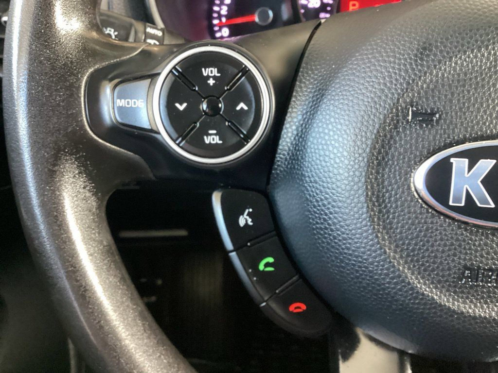Used 2018 Kia Soul w/ Convenience Package FWD image 45