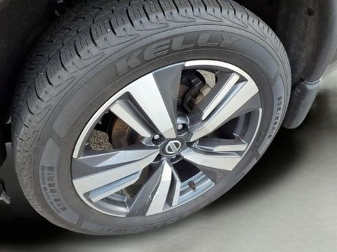 Used 2021 Nissan Rogue SL AWD/4WD image 9