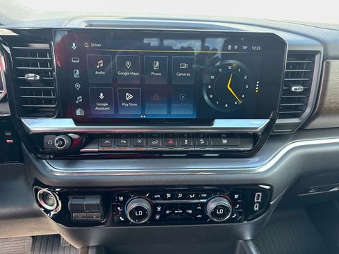 Used 2024 Chevrolet Silverado 1500 High Country w/ Technology Package image 21