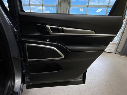 Used 2021 Kia Telluride S FWD image 25