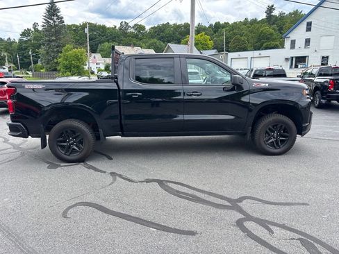 Used 2021 Chevrolet Silverado 1500 LT Trail Boss w/ Convenience Package II AWD/4WD image 6