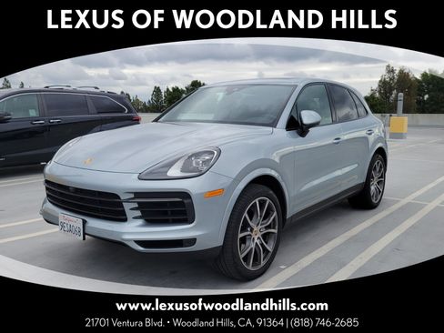 Used 2020 Porsche Cayenne AWD/4WD image 1