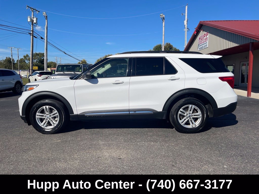 Used 2022 Ford Explorer XLT AWD/4WD image 7