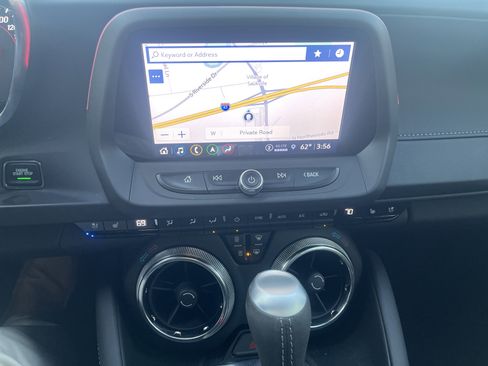 Used 2022 Chevrolet Camaro SS image 34