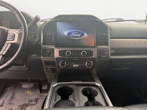 Used 2022 Ford F350 Platinum w/ Tremor Off-Road Package AWD/4WD image 11