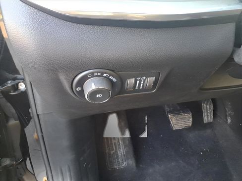 Used 2024 Jeep Compass Limited w/ Elite Group image 9