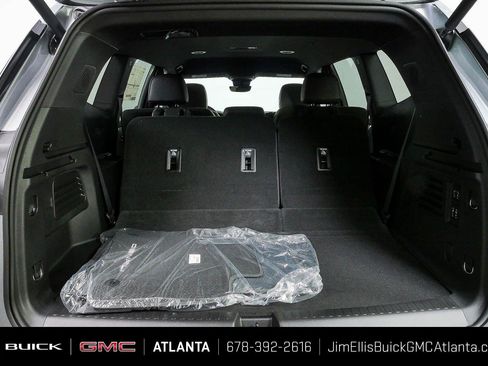 New 2026 GMC Acadia Denali w/ Super Cruise Package FWD image 32
