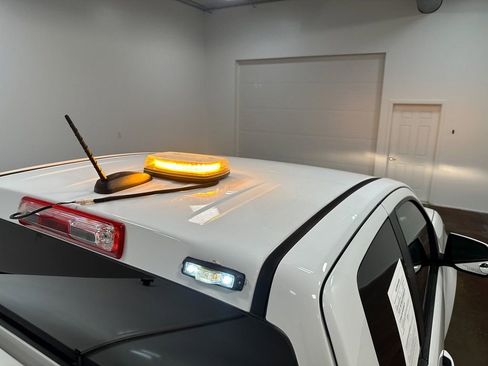 Used 2021 Chevrolet Colorado LT w/ Fleet Safety Package image 57