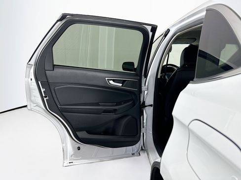 Used 2024 Ford Edge SEL image 25