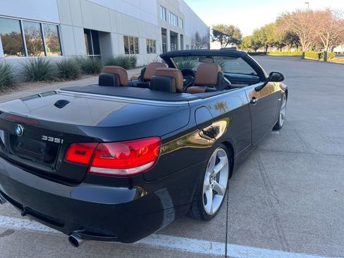 Used 2008 BMW 335i Convertible image 9