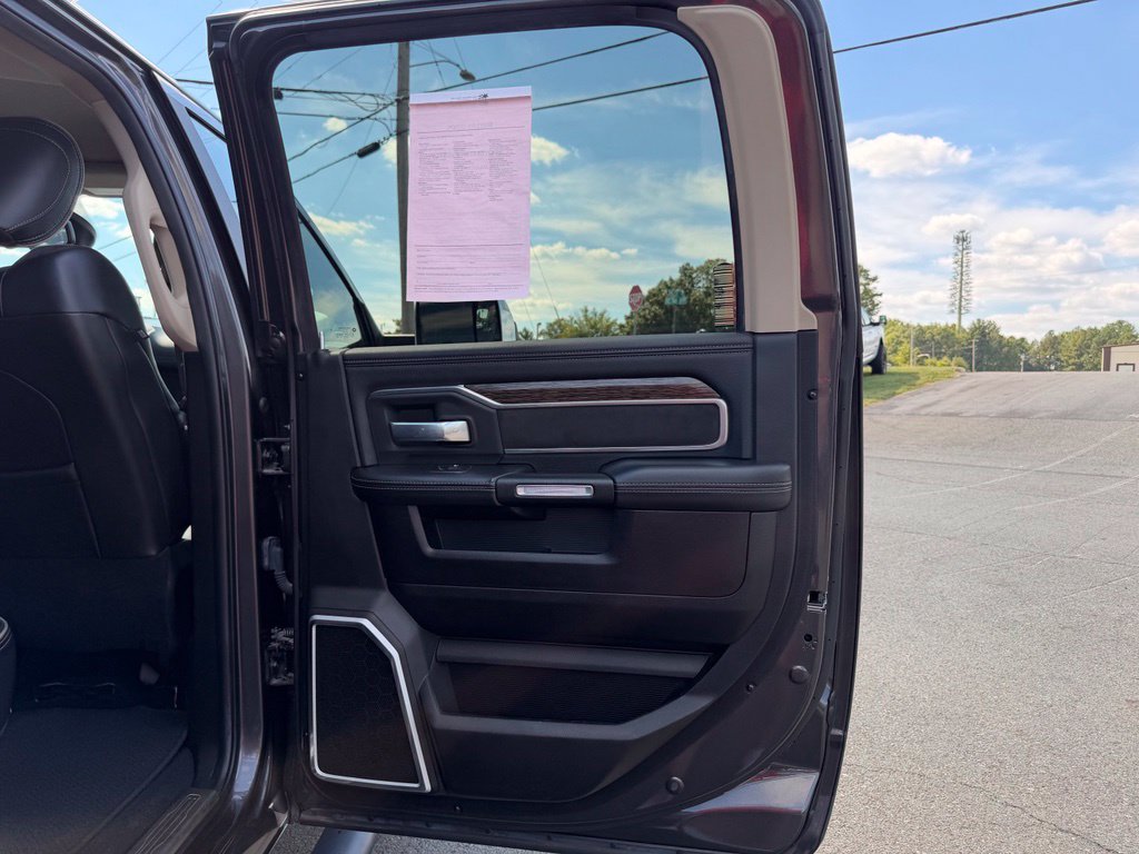 Used 2019 RAM 3500 Laramie AWD/4WD image 34