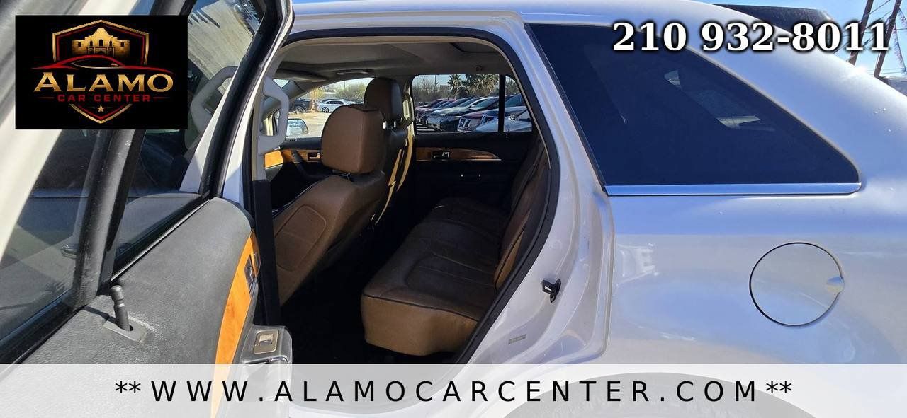 Used 2012 Lincoln MKX AWD image 30