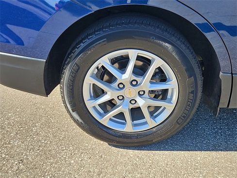 Used 2023 Chevrolet Equinox LT image 5