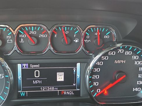 Used 2018 GMC Sierra 1500 SLT w/ SLT Premium Package AWD/4WD image 5
