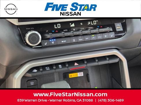 Used 2023 Toyota Tundra Platinum AWD/4WD image 20