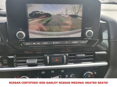 Certified 2025 Nissan Pathfinder SV image 30