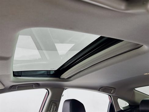 Used 2020 Honda Civic Touring image 14