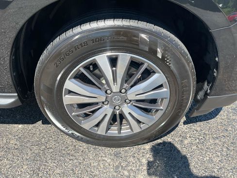 Used 2019 Nissan Pathfinder SL AWD/4WD image 13