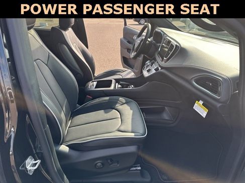 New 2026 Chrysler Pacifica Limited w/ S Appearance Package image 55