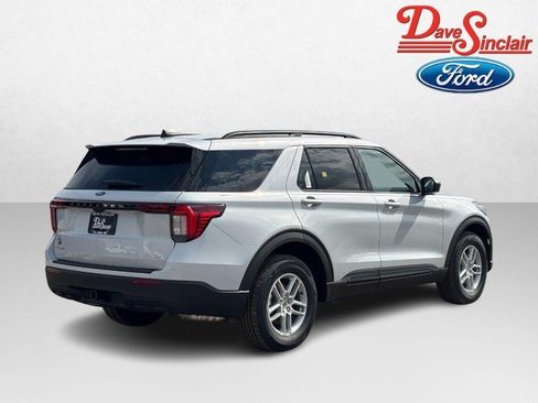New 2026 Ford Explorer Active AWD/4WD image 7