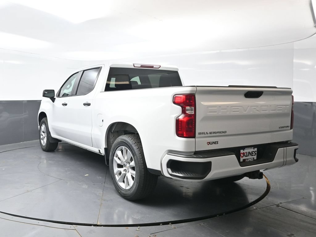 Used 2023 Chevrolet Silverado 1500 Custom AWD/4WD image 3