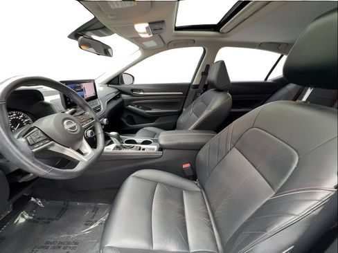 Used 2023 Nissan Altima 2.5 SR w/ SR Premium Package AWD/4WD image 19