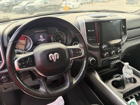 Used 2022 RAM 1500 Big Horn AWD/4WD image 8