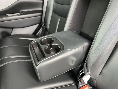 Used 2022 Nissan Murano SV w/ SV Midnight Edition Package FWD image 19