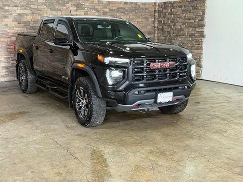 Used 2023 GMC Canyon AT4 w/ Technology Package AWD/4WD image 2