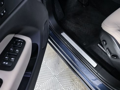 Certified 2026 Volvo XC60 B5 Core image 9