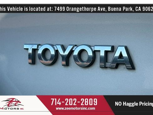 Used 2010 Toyota Sienna LE FWD image 62