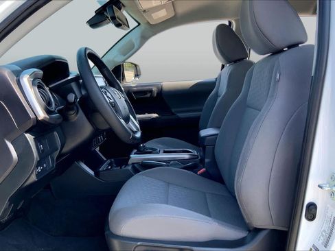 Used 2023 Toyota Tacoma SR5 RWD image 8