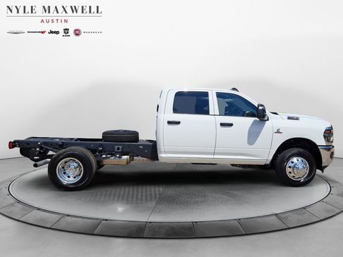 New 2026 RAM 3500 Tradesman w/ Chrome Appearance Group image 16