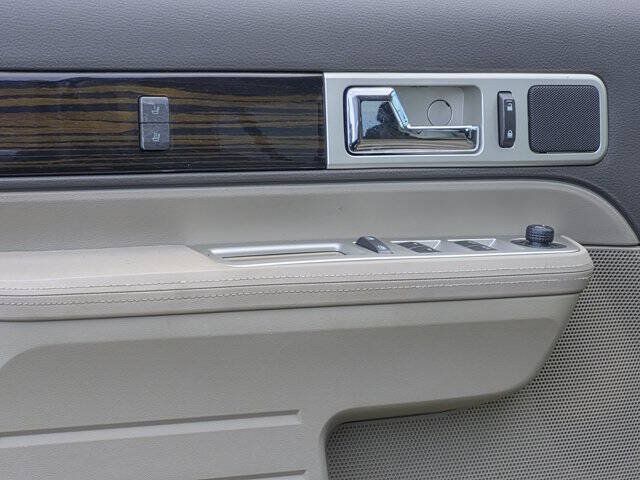 Used 2009 Lincoln MKX 2WD image 13