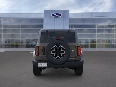 New 2026 Ford Bronco Outer Banks AWD/4WD image 5
