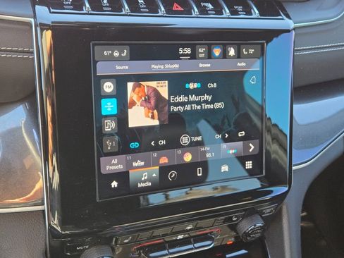 Used 2023 Jeep Grand Cherokee L Laredo image 22