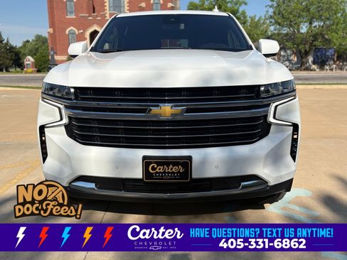 Used 2024 Chevrolet Suburban LT RWD image 8