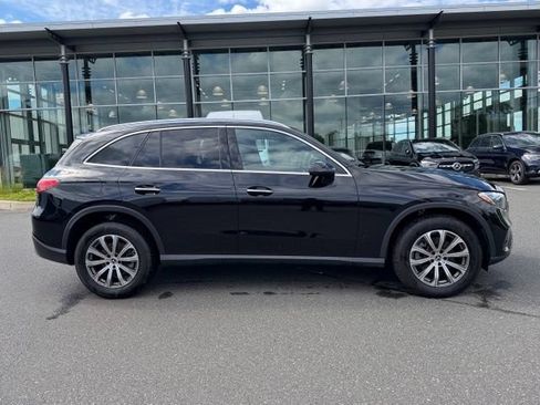 Used 2024 Mercedes-Benz GLC 300 4MATIC image 8