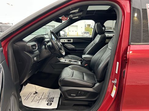 Used 2021 Ford Explorer ST w/ Equipment Group 401A image 12