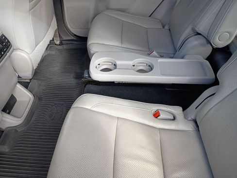 Used 2018 Toyota Highlander Limited Platinum image 13