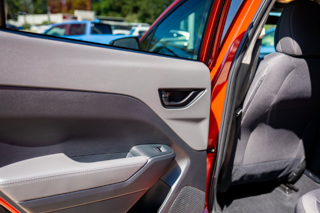 Certified 2025 Subaru Crosstrek 2.5i Premium AWD/4WD image 26