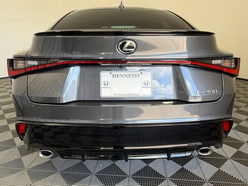 Used 2024 Lexus IS 300 F Sport RWD image 7